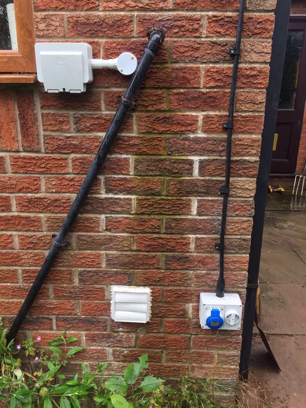 External hot tub power Case & Young Local Electricians